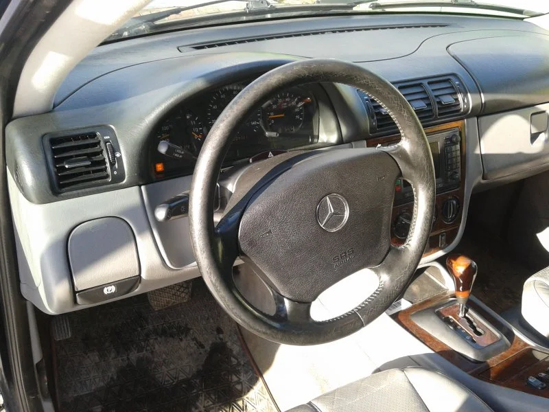 Продажа Mercedes-Benz M class 4.3 (275Hp) (113.942) 4WD AT по запчастям
