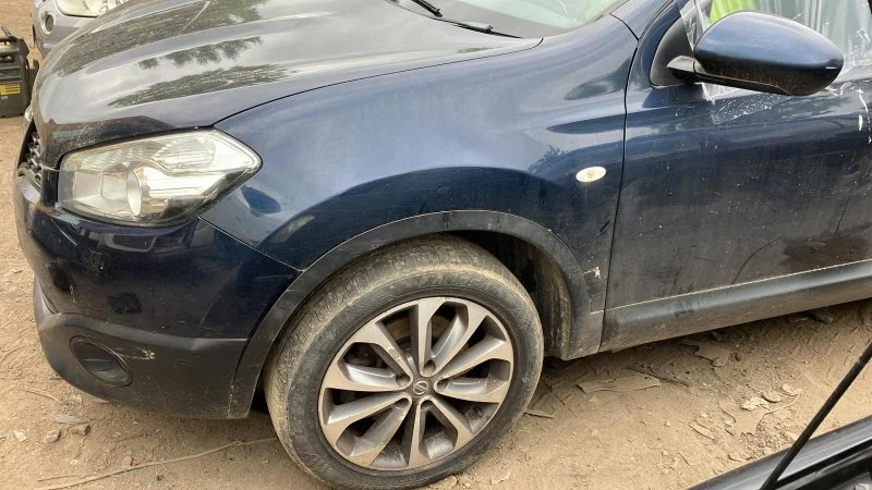 Продажа Nissan Qashqai+2 2.0D (150Hp) (M9R) FWD MT по запчастям