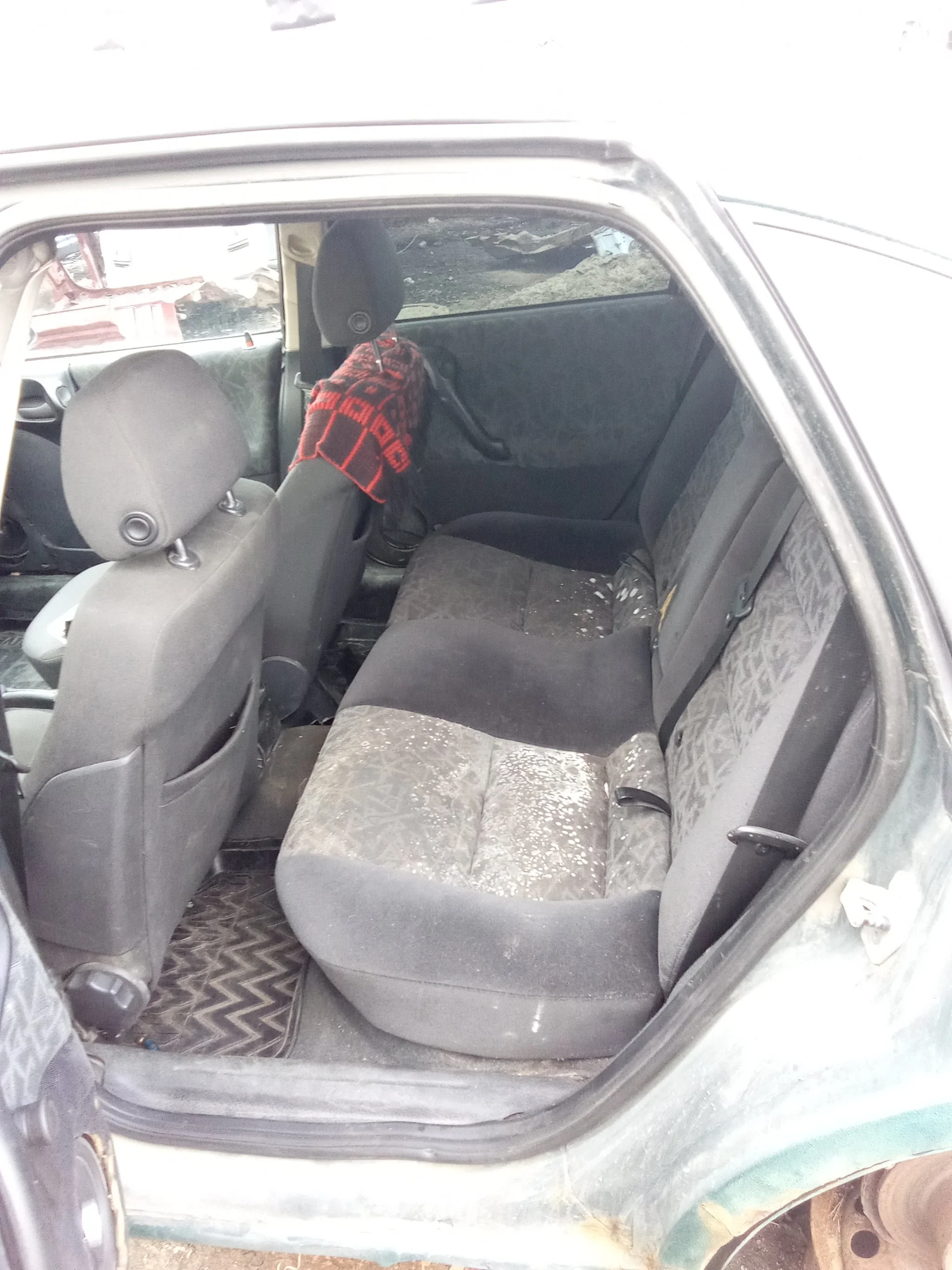 Продажа Opel Vectra 1.8 (115Hp) (X18XE) FWD MT по запчастям