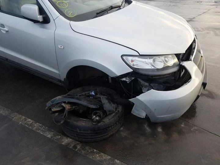 Продажа Hyundai Santa Fe 2.2D (150Hp) (D4EB) 4WD AT по запчастям