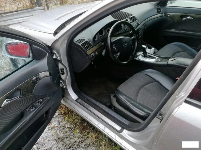 Продажа Mercedes-Benz E class 1.8 (163Hp) (271.941) RWD AT по запчастям