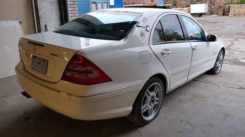 Продажа Mercedes-Benz C class 3.2 (354Hp) (112.961) RWD AT по запчастям
