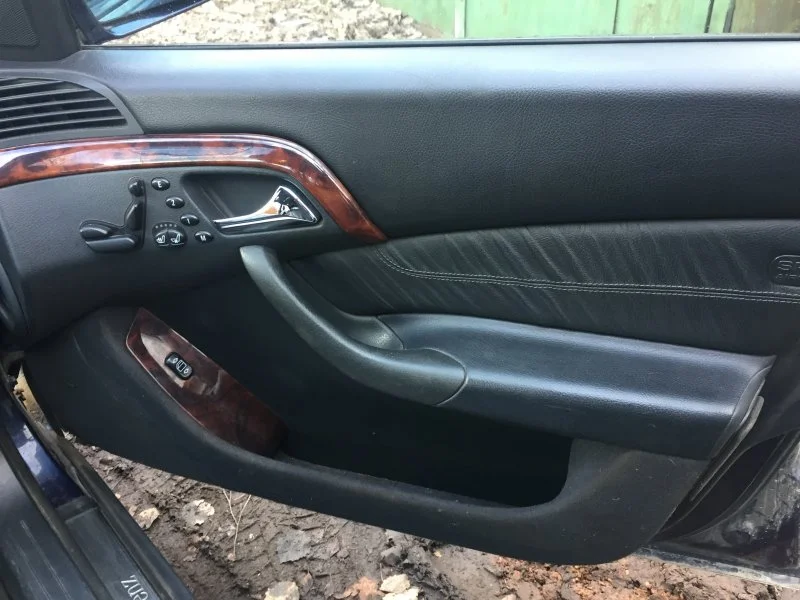 Продажа Mercedes-Benz S class 5.0 (306Hp) (113.960) RWD AT по запчастям