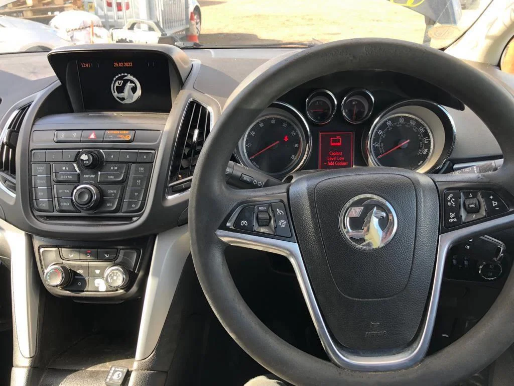 Продажа Opel Zafira 1.6D (136Hp) (B16DTN) FWD MT по запчастям