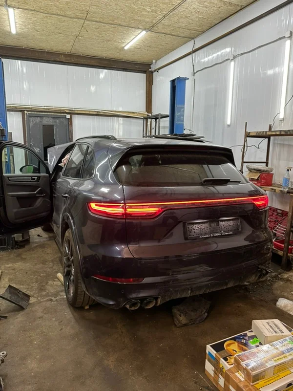 Продажа Porsche Cayenne 4.0 (550Hp) (MDC UA) 4WD AT по запчастям