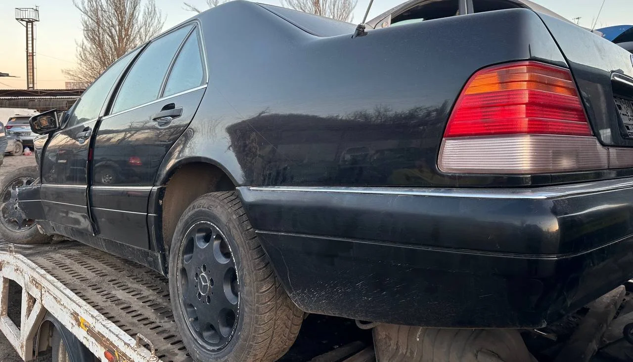 Продажа Mercedes-Benz S class 3.2 (231Hp) (104.990) RWD AT по запчастям