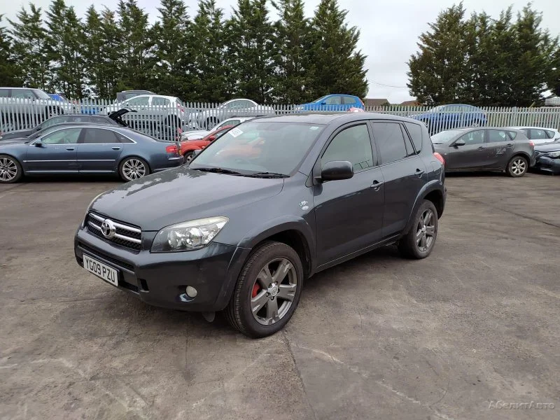 Продажа Toyota RAV4 2.2D (177Hp) (2AD-FTV) 4WD MT по запчастям