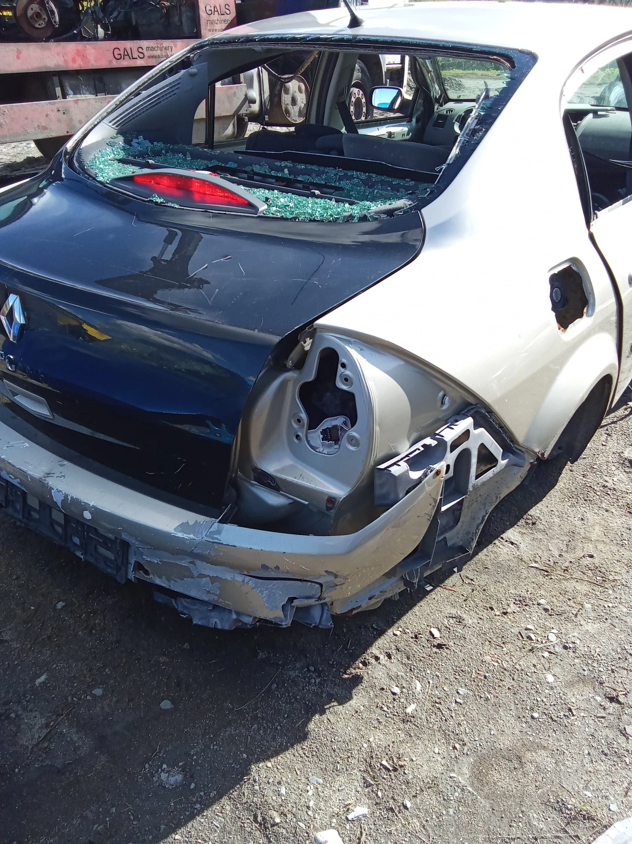 Продажа Renault Megane 1.6 (113Hp) (K4M 760) FWD MT по запчастям