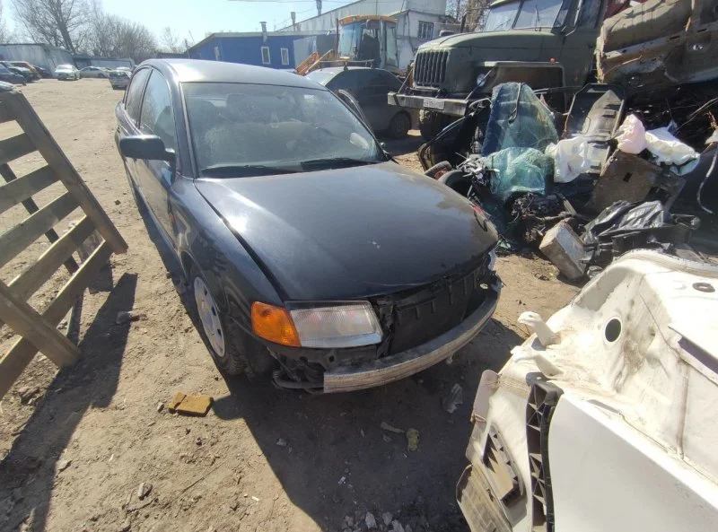 Продажа Volkswagen Passat 1.6 (101Hp) (AHL) FWD MT по запчастям