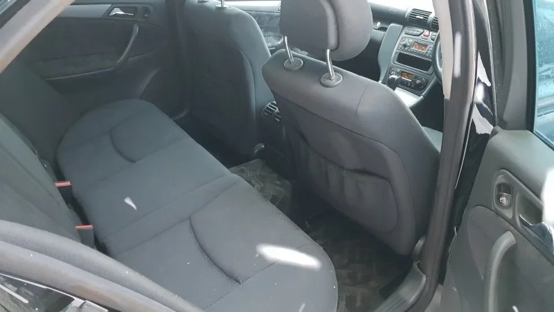 Продажа Mercedes-Benz C class 2.6 (170Hp) (112.912) RWD AT по запчастям