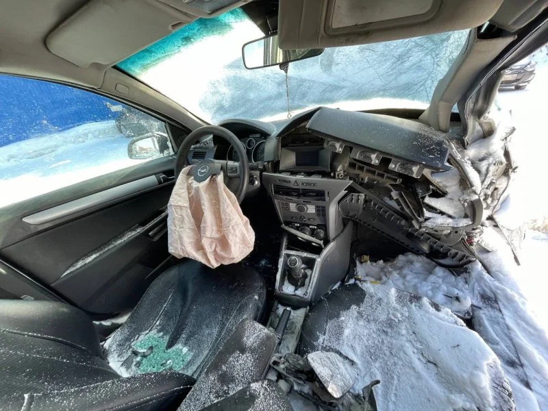 Продажа Opel Astra 1.8 (125Hp) (Z18XE) FWD AT по запчастям