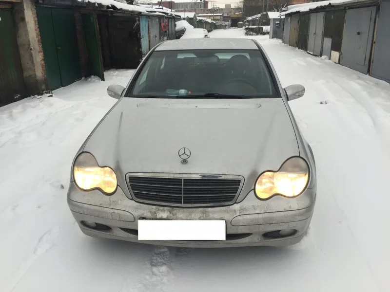 Продажа Mercedes-Benz C class 2.0D (88Hp) (604.915) RWD AT по запчастям