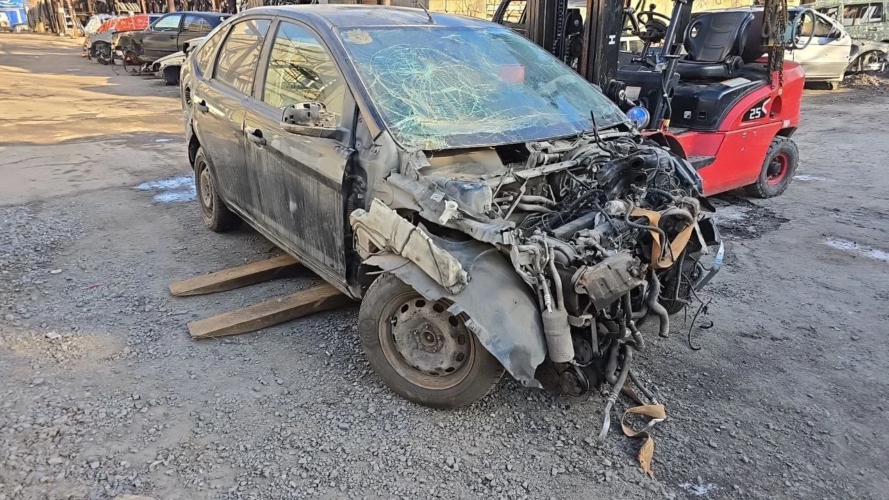 Продажа Ford Focus 1.6 (115Hp) (HXDB) FWD MT по запчастям