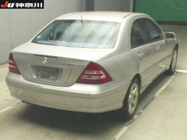 Продажа Mercedes-Benz C class 1.8 (143Hp) (271.946) RWD AT по запчастям