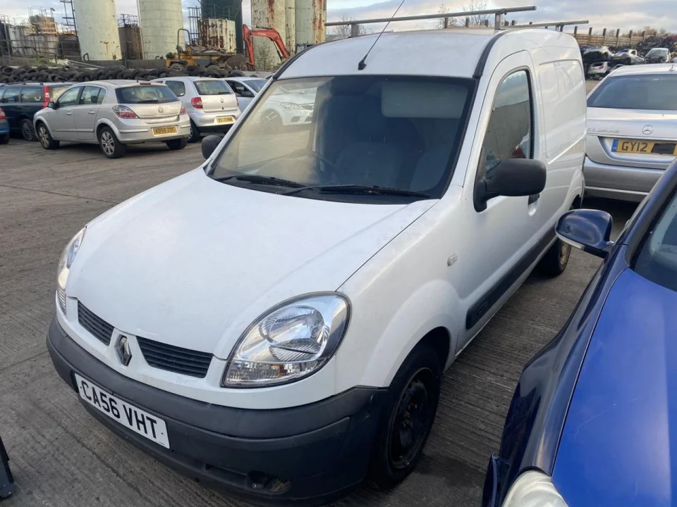 Продажа Renault Kangoo 1.5D (68Hp) (K9K) FWD MT по запчастям