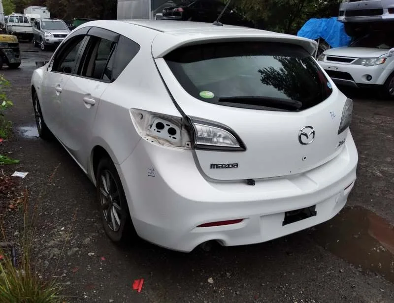 Продажа Mazda Axela 1.5 (111Hp) (ZY VE) FWD CVT по запчастям