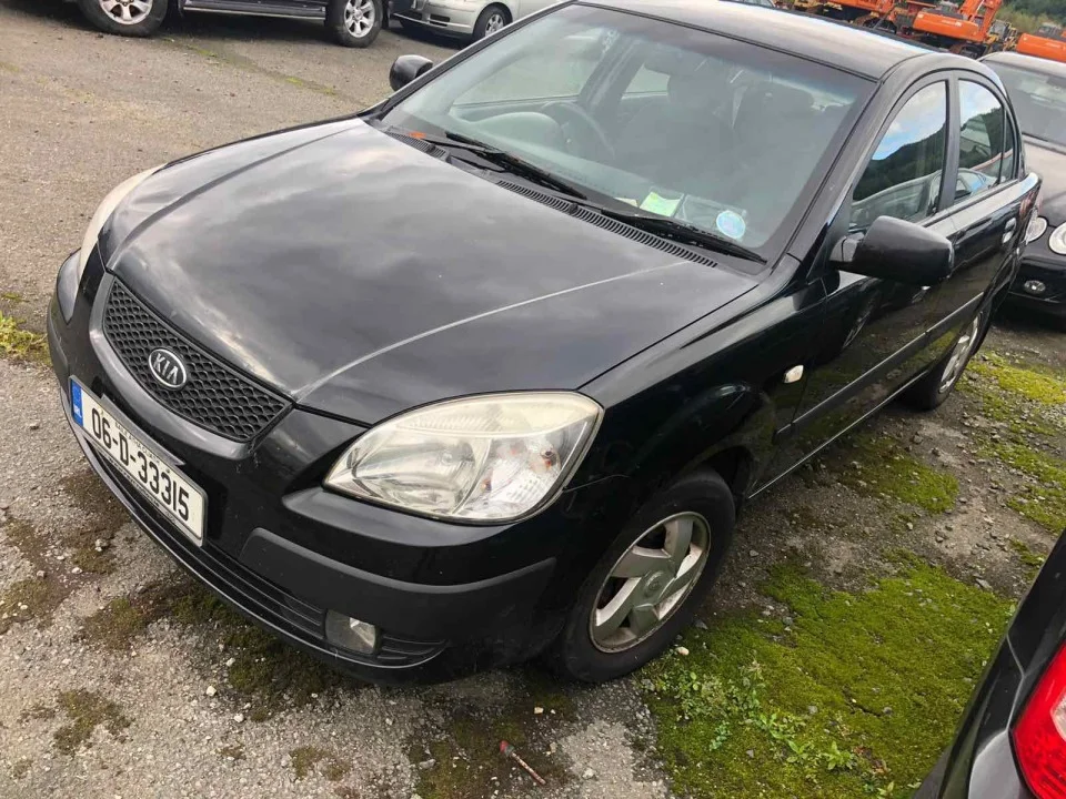 Продажа Kia Rio 1.4 (95Hp) (G4EE) FWD MT по запчастям
