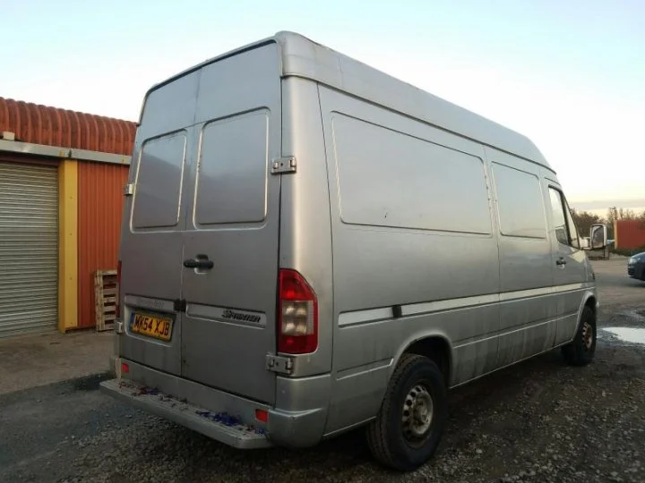 Продажа Mercedes-Benz Sprinter 2.2D (109Hp) (611.981) RWD MT по запчастям