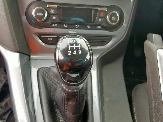 Продажа Ford Focus 1.6 (125Hp) (PNDA) FWD MT по запчастям