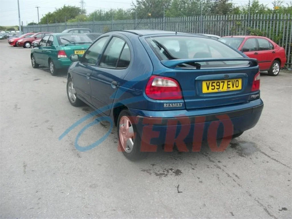 Продажа Renault Megane 1.6 (107Hp) (K4M 704) FWD MT по запчастям