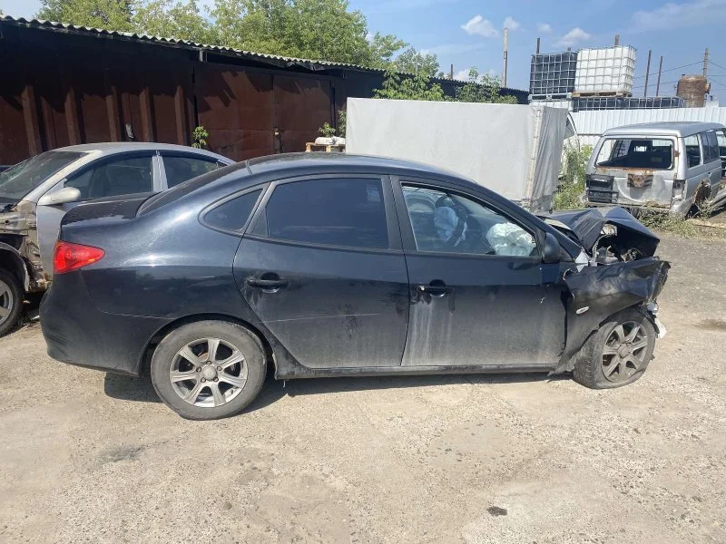 Продажа Hyundai Elantra 1.6 (123Hp) (G4FC) FWD MT по запчастям