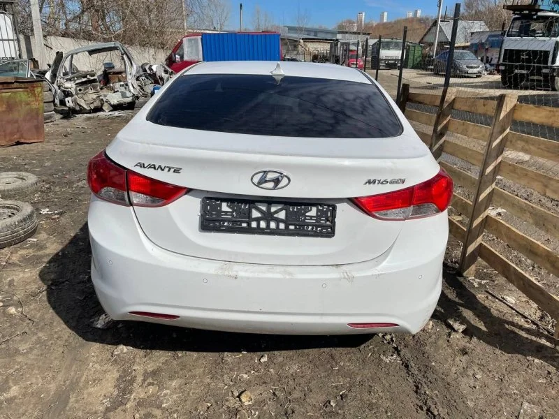 Продажа Hyundai Avante 1.6 (140Hp) (G4FD) FWD AT по запчастям