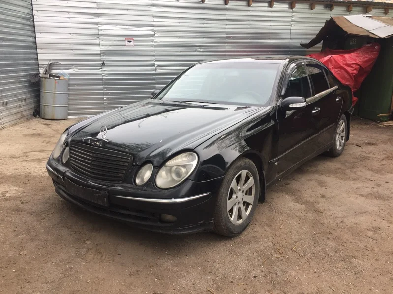 Продажа Mercedes-Benz E class 2.2D (150Hp) (646.961) RWD AT по запчастям