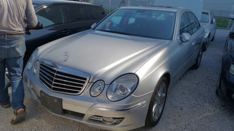 Продажа Mercedes-Benz E class 3.5 (272Hp) (272.964) RWD AT по запчастям