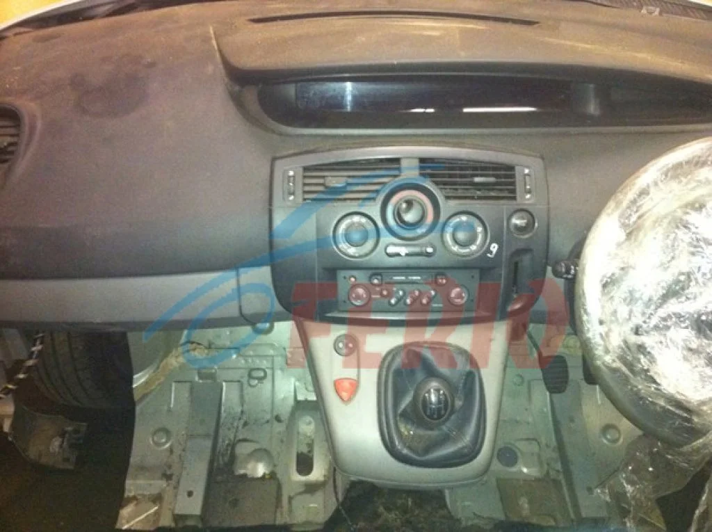 Продажа Renault Scenic 1.4 (98Hp) (K4J) FWD MT по запчастям