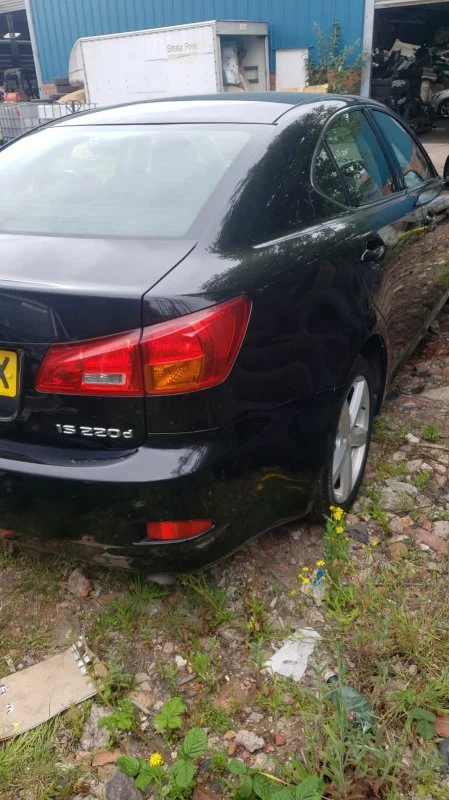 Продажа Lexus IS 2.2D (170Hp) (2AD-FHV) RWD MT по запчастям