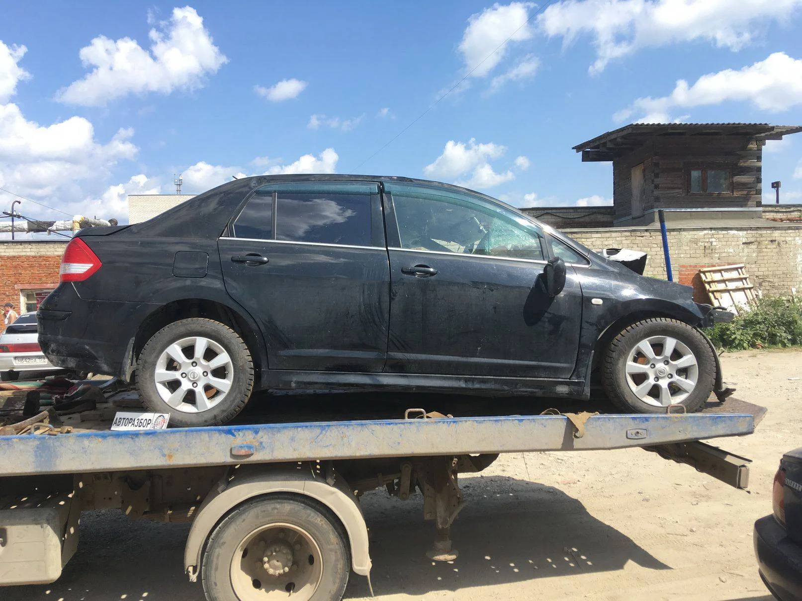 Продажа Nissan Tiida 1.6 (110Hp) (HR16DE) FWD AT по запчастям