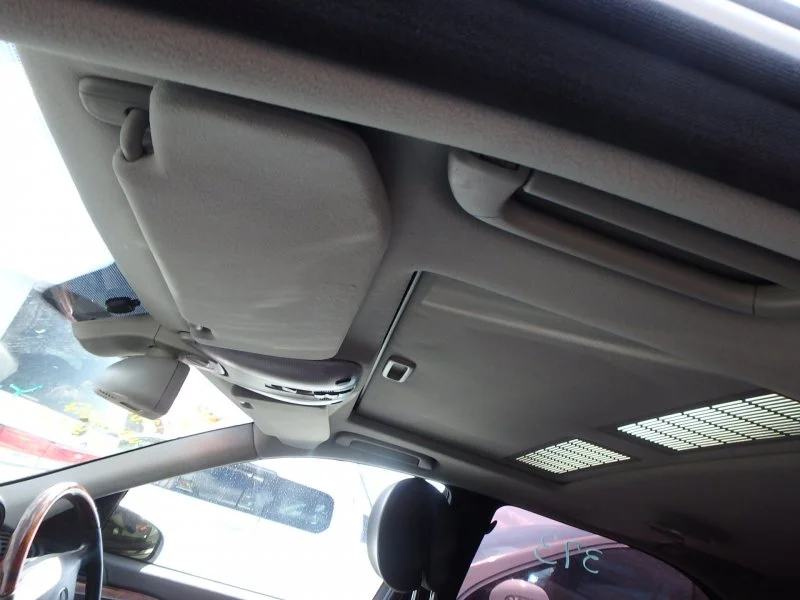 Продажа Mercedes-Benz S class 5.0 (306Hp) (113.960) RWD AT по запчастям