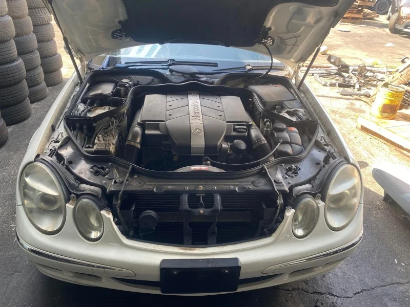 Продажа Mercedes-Benz E class 2.6 (177Hp) (112.913) RWD AT по запчастям