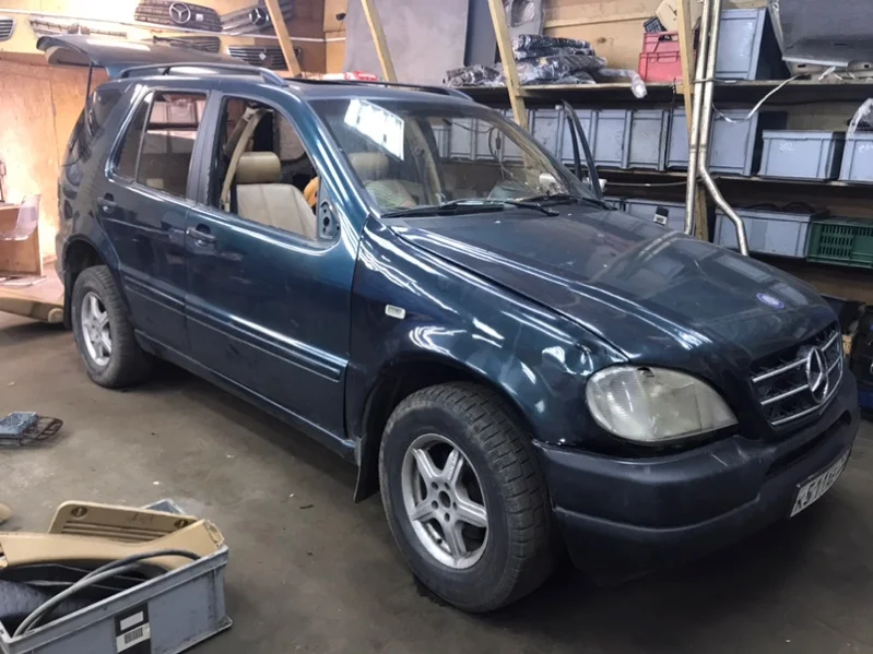 Продажа Mercedes-Benz M class 3.2 (215Hp) (112.942) 4WD AT по запчастям