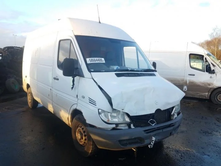 Продажа Mercedes-Benz Sprinter 2.2D (109Hp) (611.981) RWD MT по запчастям