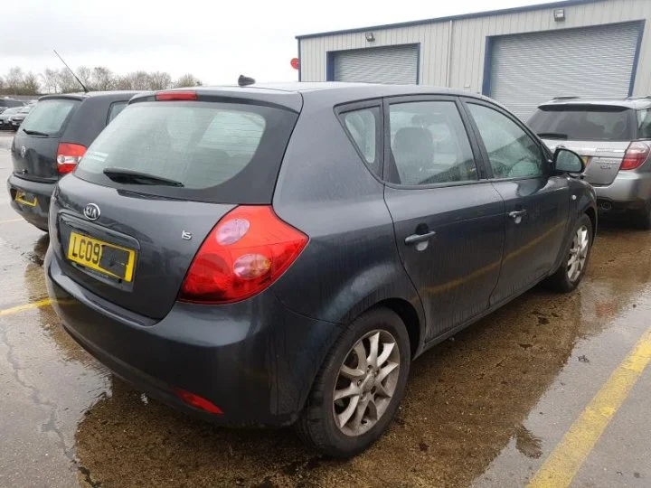 Продажа Kia Ceed 1.6 (123Hp) (G4FC) FWD MT по запчастям