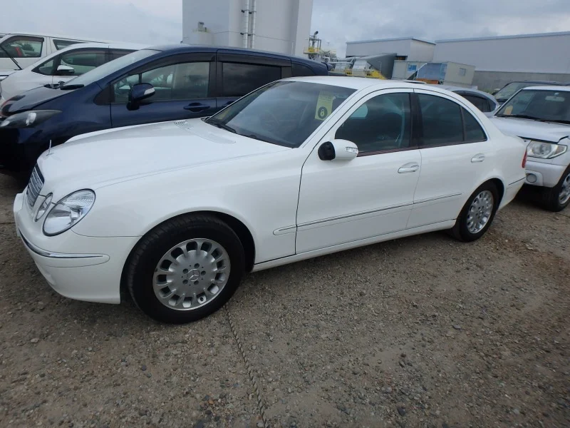 Продажа Mercedes-Benz E class 3.0 (231Hp) (272.944) 4WD AT по запчастям