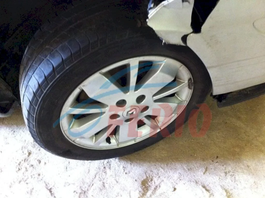 Продажа Renault Laguna 2.0 (135Hp) (F4R 715) FWD AT по запчастям