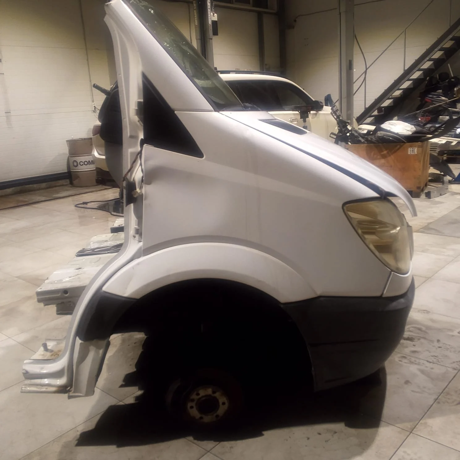 Продажа Mercedes-Benz Sprinter 2.1D (150Hp) (646.986) RWD MT по запчастям