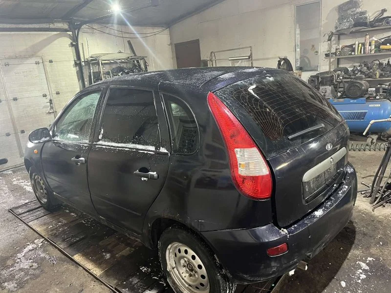 Продажа LADA Kalina 1.6 (84Hp) (ВАЗ-11183) FWD MT по запчастям