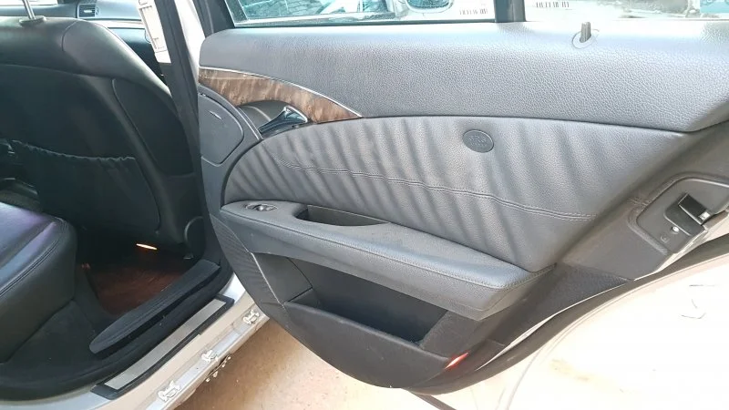 Продажа Mercedes-Benz E class 3.2D (204Hp) (648.961) RWD AT по запчастям