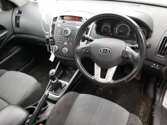 Продажа Kia Ceed 1.6 (123Hp) (G4FC) FWD MT по запчастям