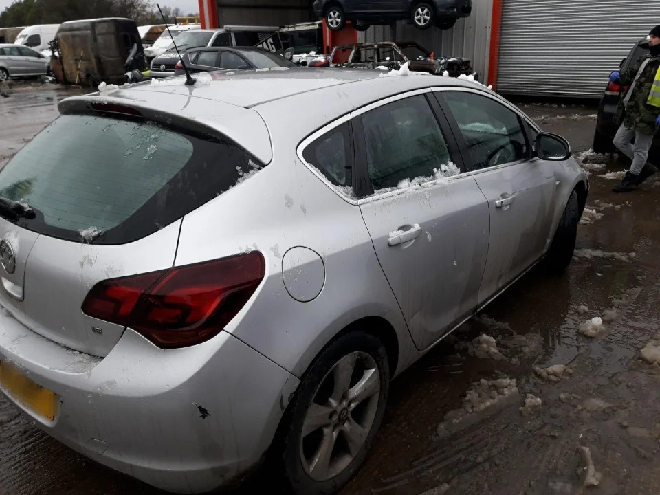 Продажа Opel Astra 1.6 (115Hp) (A16XER) FWD AT по запчастям