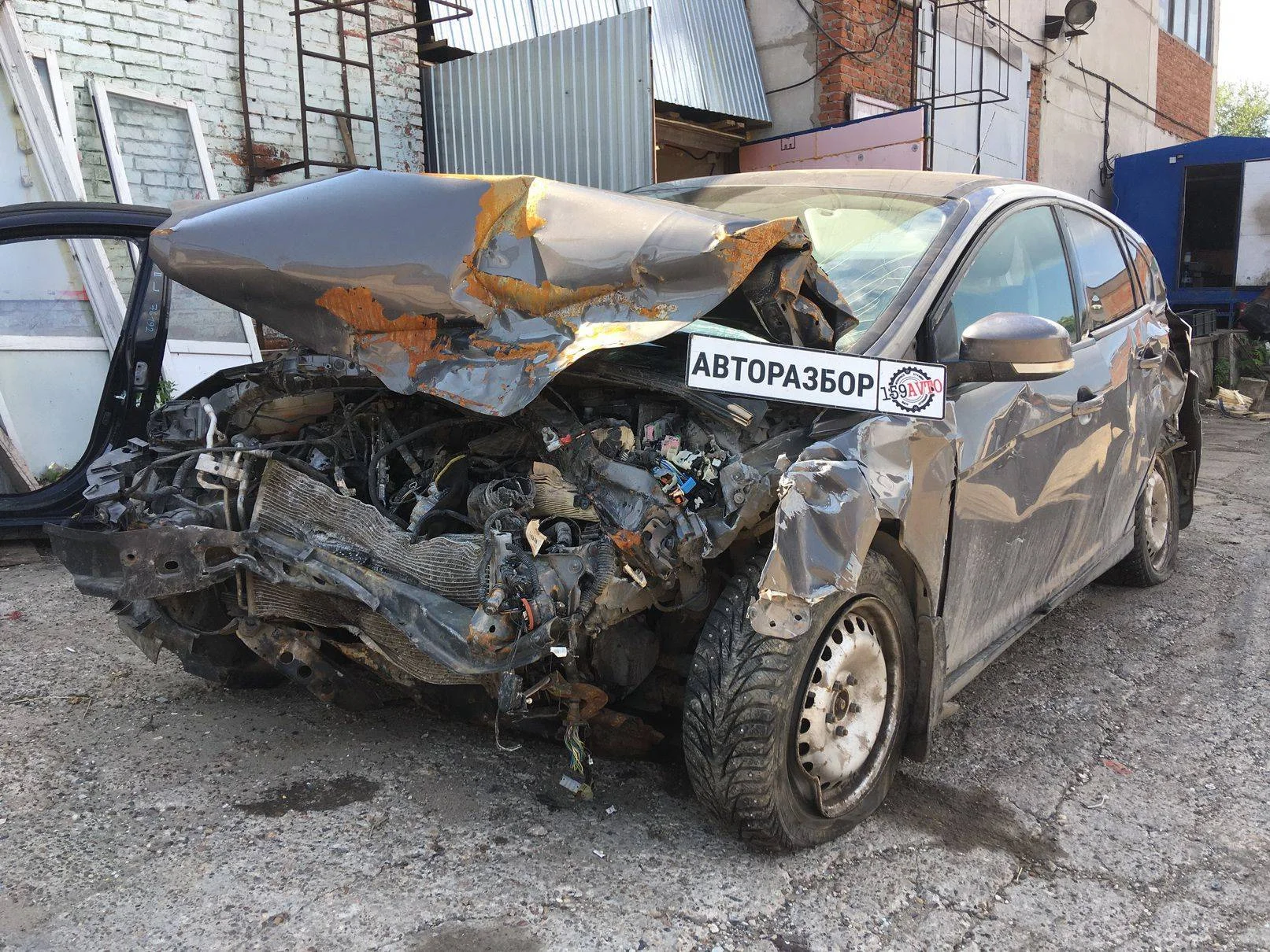 Продажа Ford Focus 1.6 (105Hp) (IQDB) FWD MT по запчастям