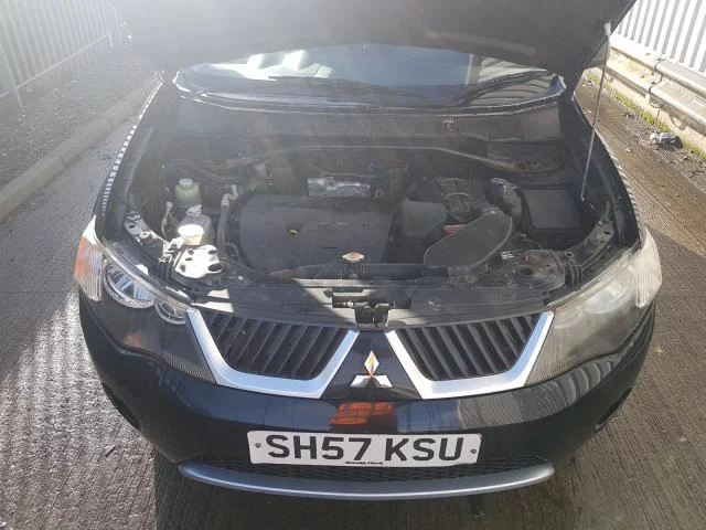 Продажа Mitsubishi Outlander XL 2.4 (170Hp) (4B12) 4WD CVT по запчастям