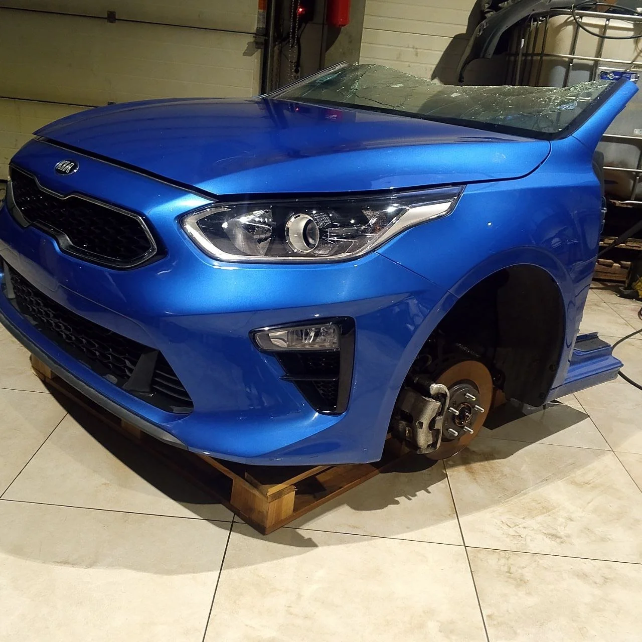 Продажа Kia Ceed 1.4 (100Hp) (G4LC) FWD MT по запчастям