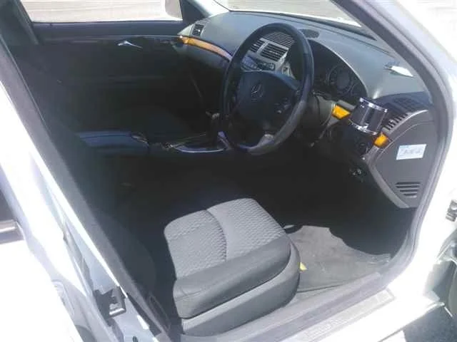 Продажа Mercedes-Benz E class 3.0 (231Hp) (272.944) 4WD AT по запчастям