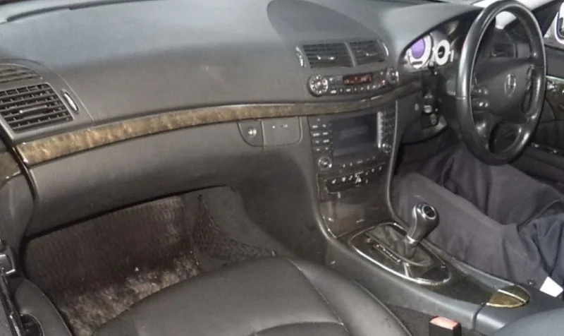 Продажа Mercedes-Benz E class 3.5 (272Hp) (272.964) RWD AT по запчастям