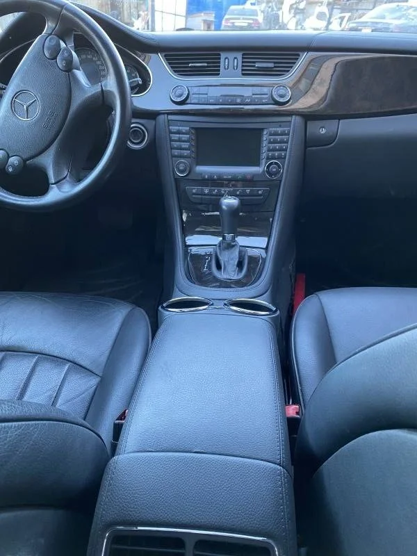 Продажа Mercedes-Benz CLS class 3.5 (272Hp) (272.964) RWD AT по запчастям