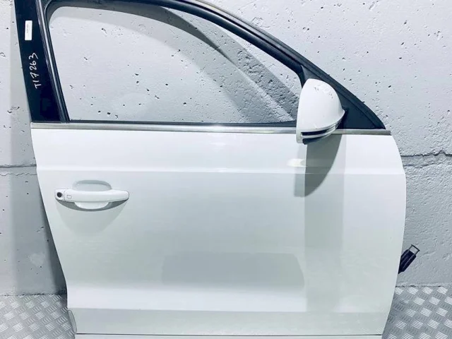 Дверь передняя правая для Audi Q3 8U 2011-2019 на фотографиях
